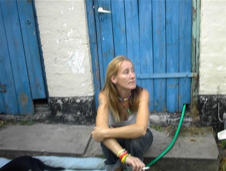 Kvinde tina - MAN er vel lige stået op :) billede 6