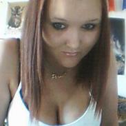 Kvinde Pernille  Aka Tutsii