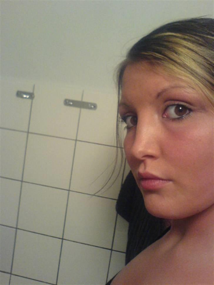 Kvinde tine billede 2