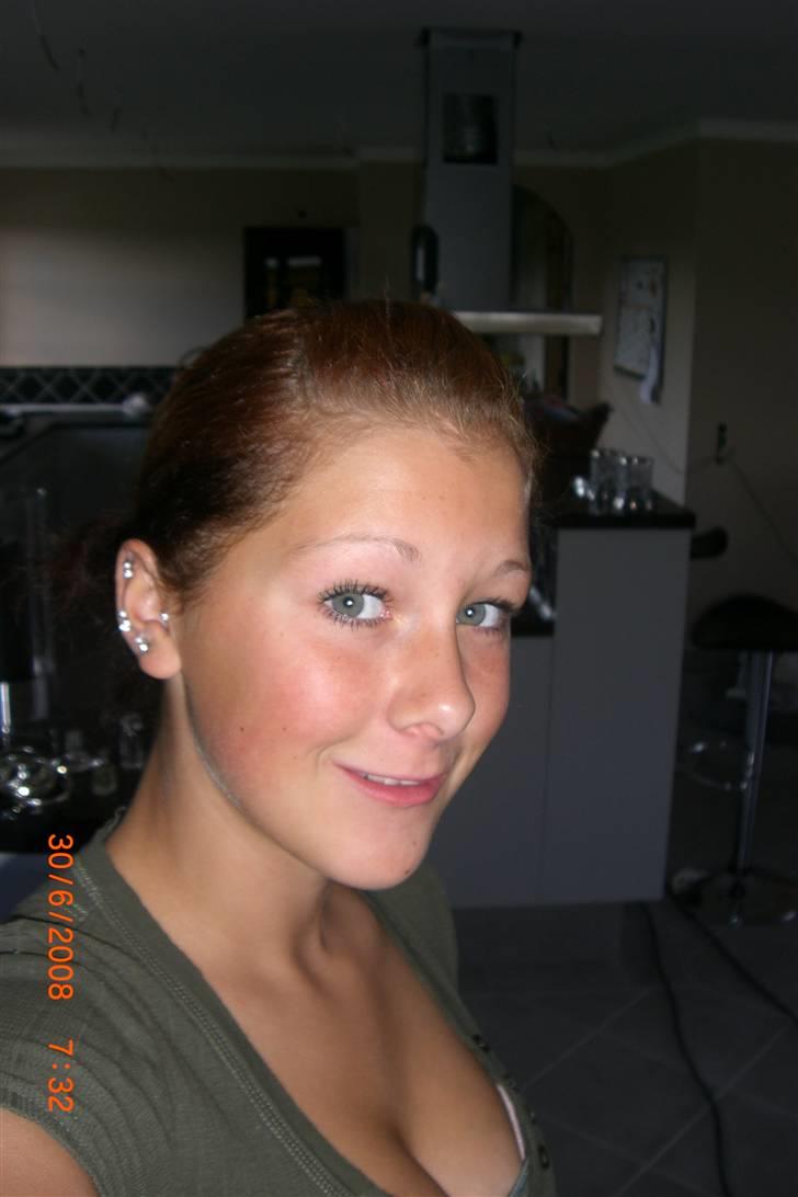 Kvinde Juliiie ? billede 1