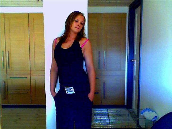 Kvinde Celia - Mig , en normal hverdag - 4/7-2008 billede 2