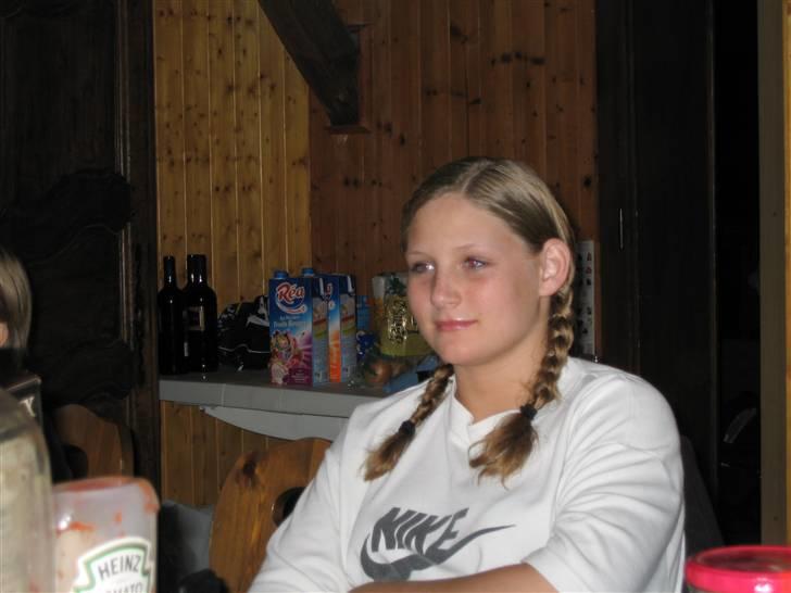 Kvinde Celia - Mig , Skiferie i Frankrig , uge 5-2008 billede 4