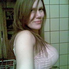 Kvinde Nannepigen