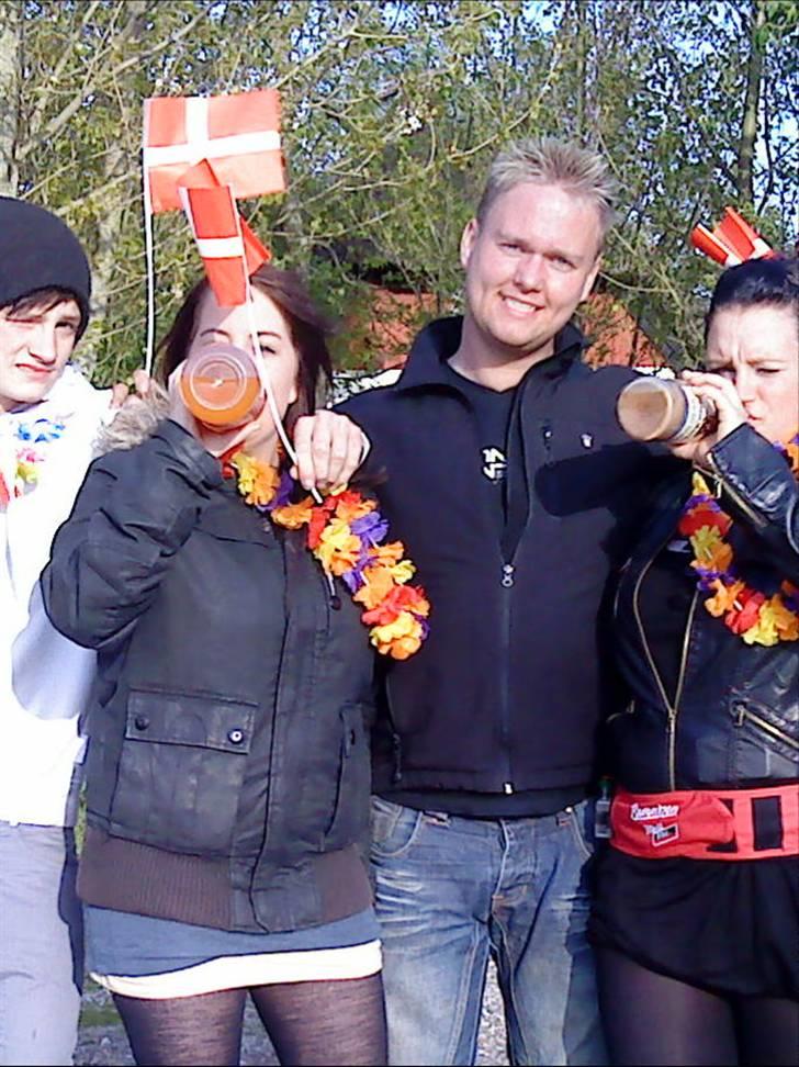 Kvinde Tanja - tulipanfest 2010 billede 13