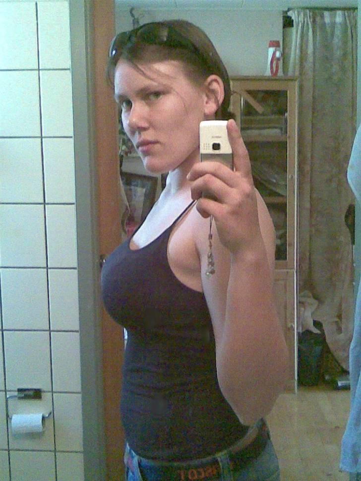 Kvinde Nannepigen billede 5