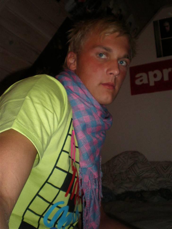 Mand mads j billede 12