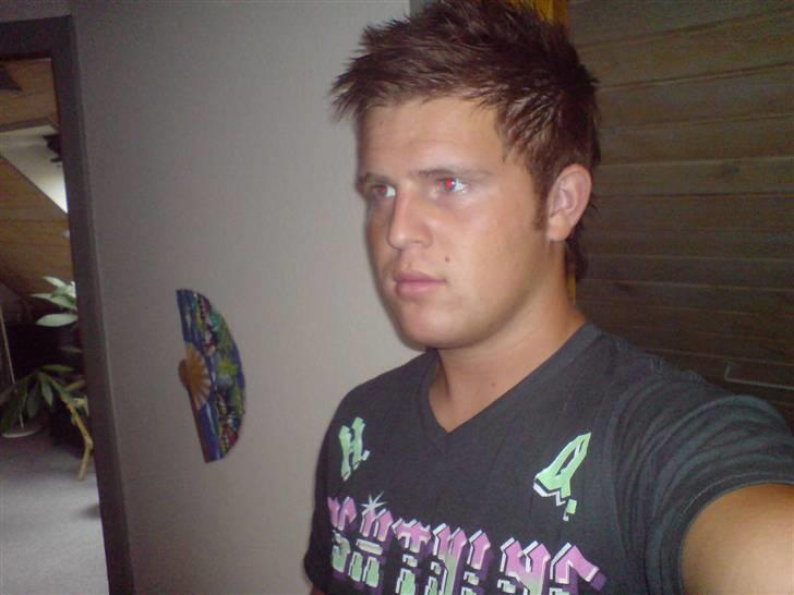 Mand Kasper J - nu med mørkt hår! ;P billede 9