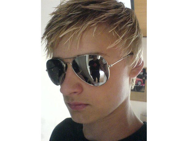 {{currentPhoto.altText}} billede {{currentPhoto.number}}