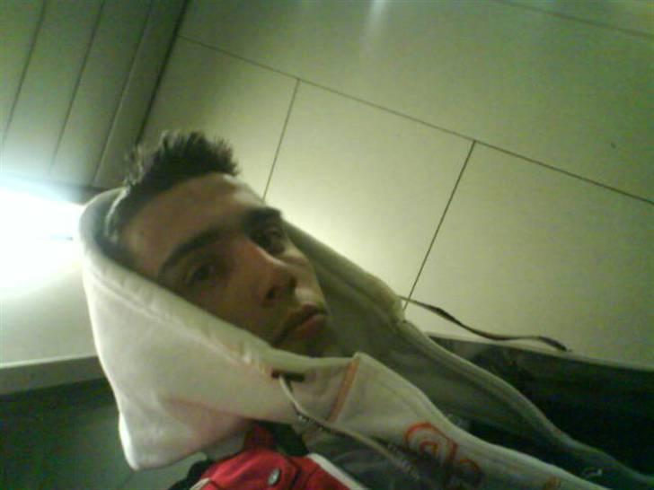 Mand KARAKAS billede 4