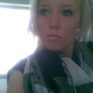 Kvinde Julie henriksen