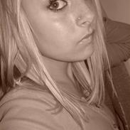 Kvinde Emillie