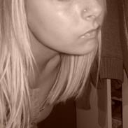 Kvinde Emillie