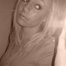 Kvinde Emillie