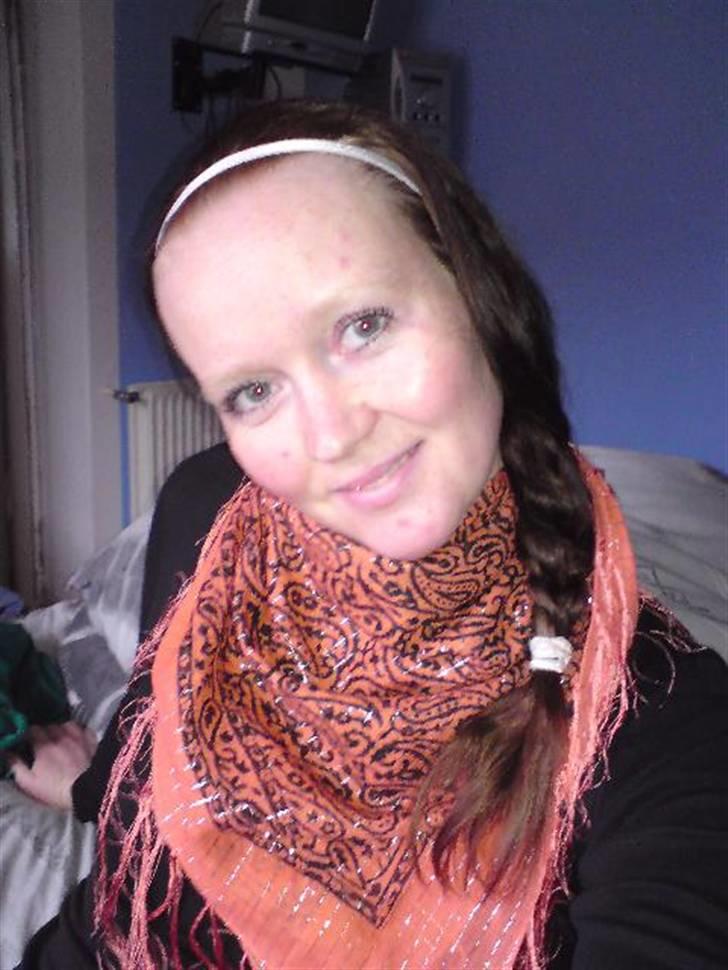 Kvinde Ditte - Bare mig billede 1