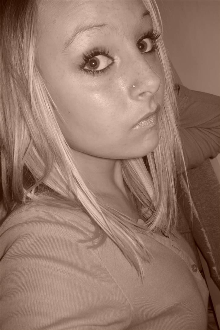 Kvinde Emillie billede 3