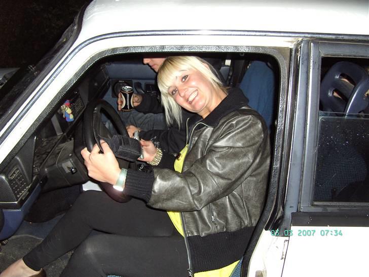 Kvinde malene billede 8