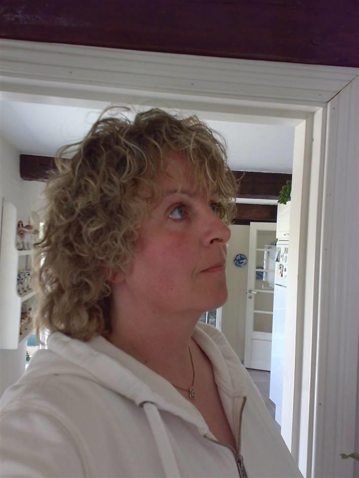 Kvinde Mona billede 3