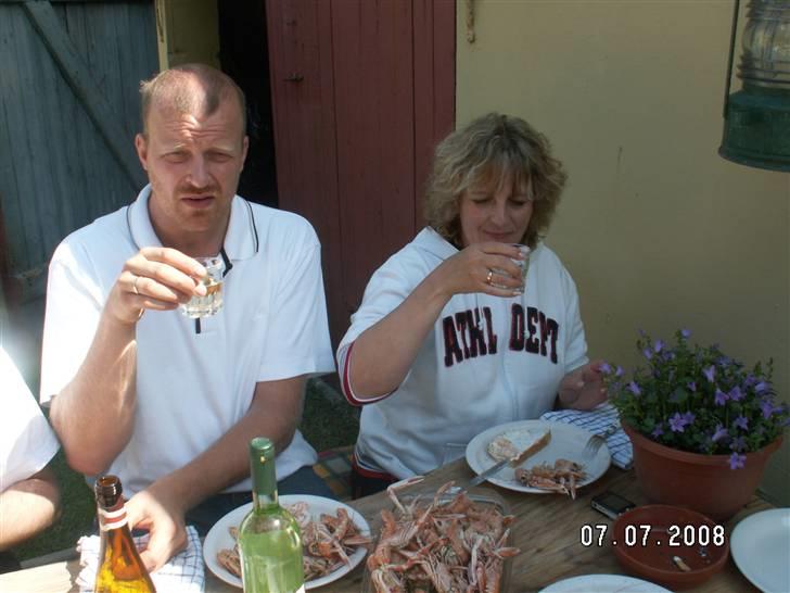 Kvinde Mona - Manden og mig til Jomfruhummer spisning på læsø billede 5