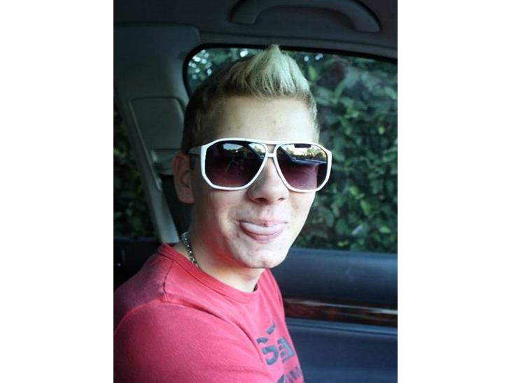 {{currentPhoto.altText}} billede {{currentPhoto.number}}