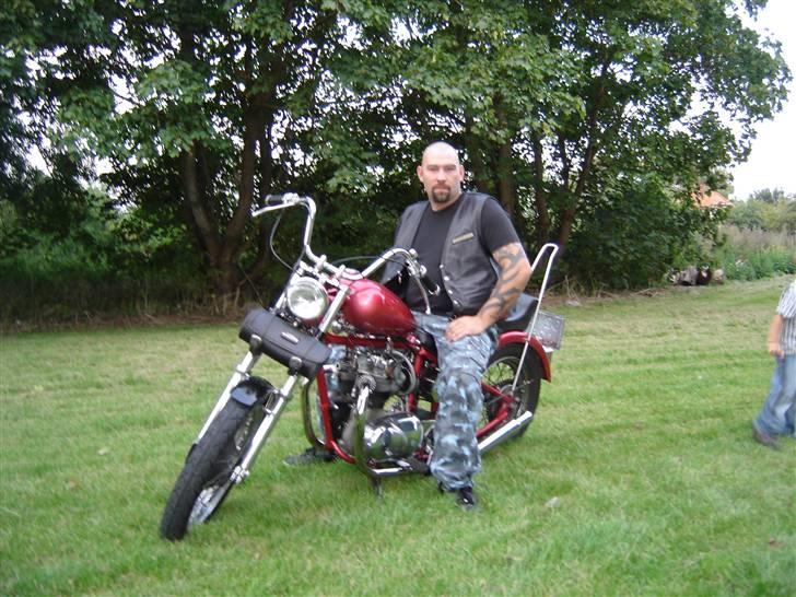 Mand larsen tr1 - det er bare mig billede 1