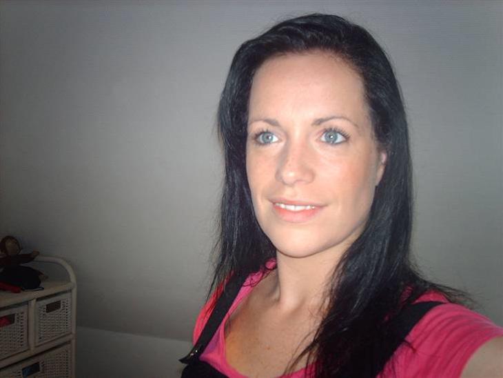 {{currentPhoto.altText}} billede {{currentPhoto.number}}