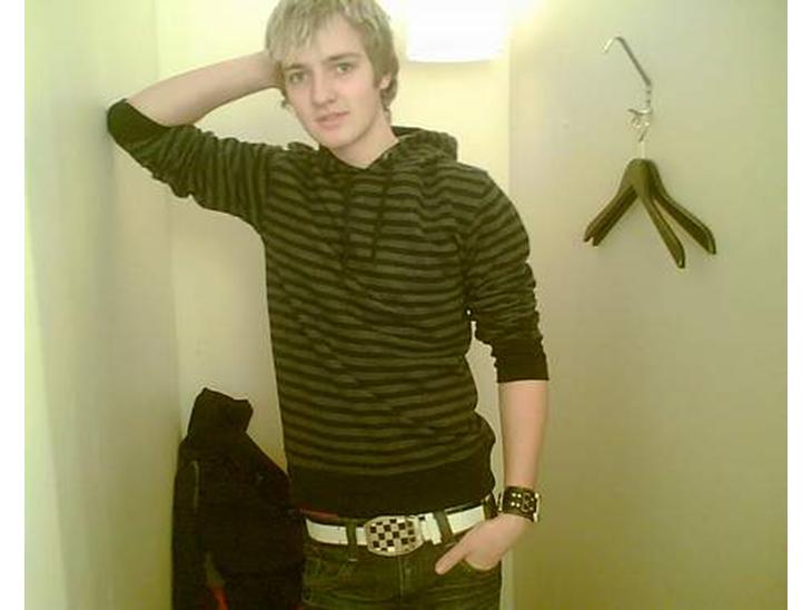 {{currentPhoto.altText}} billede {{currentPhoto.number}}