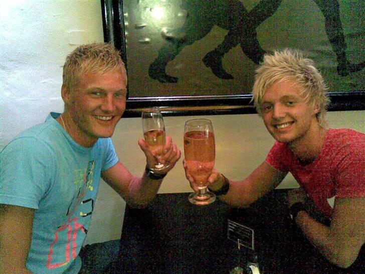 Mand Rasmus - Ja jeg skulle så køre den dag, så måtte nøjes med den lille øl:) billede 10