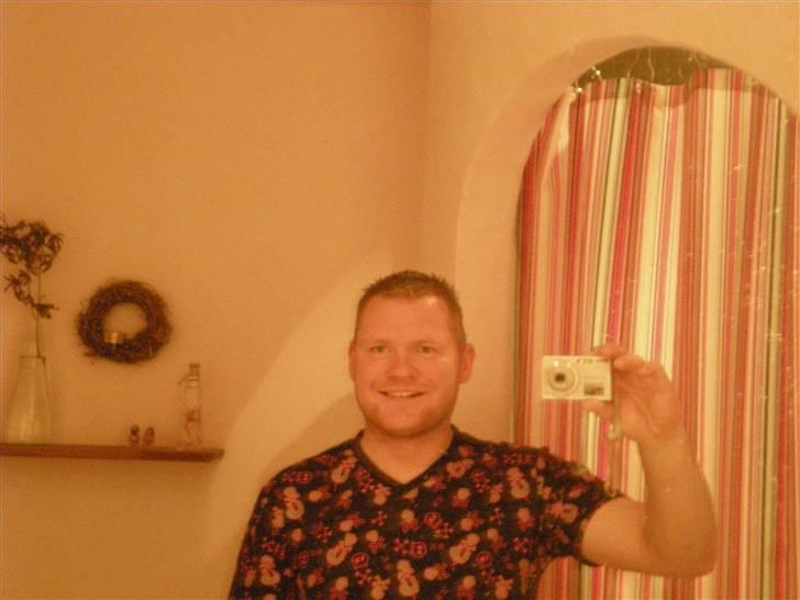 Mand ryan hansen billede 3