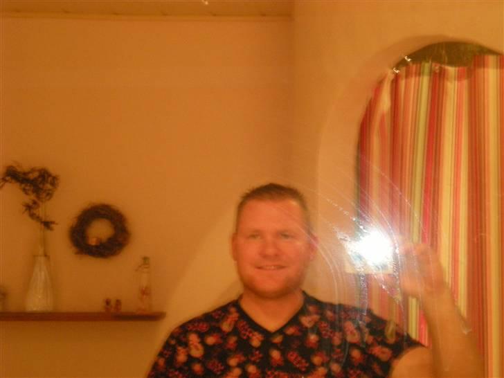 Mand ryan hansen billede 6