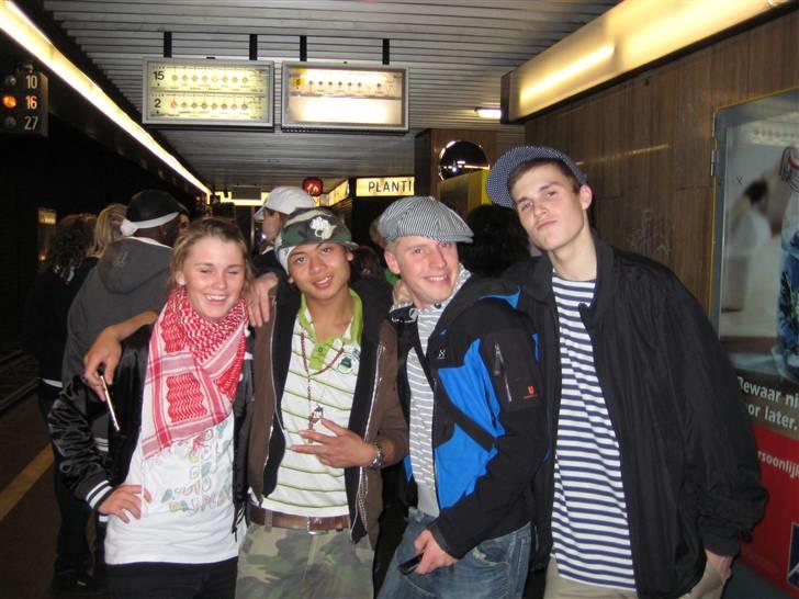 Mand K-swaun billede 10