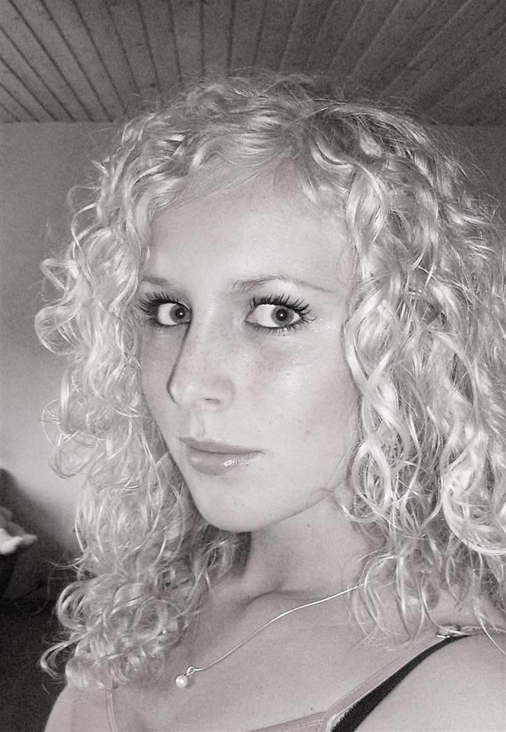 Kvinde Stephanie - Mig d. 25-07-09 billede 9