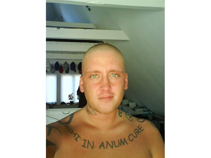 {{currentPhoto.altText}} billede {{currentPhoto.number}}