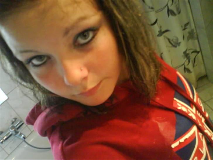 Kvinde Line - gammelt billede 3