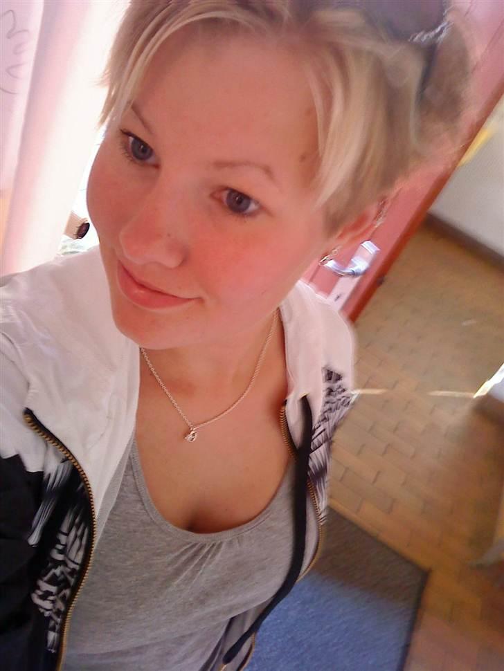 Kvinde Charlotte - Sommerferien 2009. billede 4