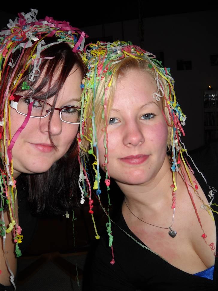 Kvinde Charlotte - min søster, og jeg. :)  billede 13