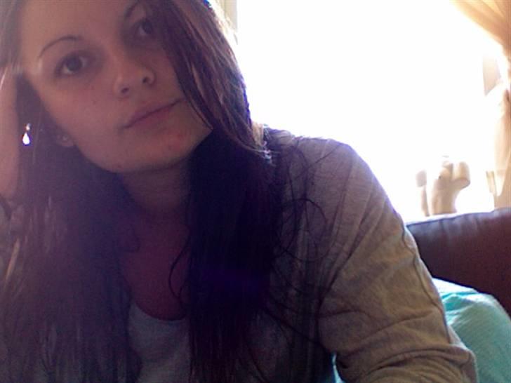 Kvinde Emi_H billede 1