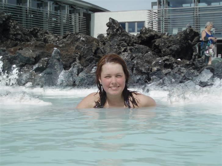 Kvinde Merete - Mig i Den Blå Lagune i Island billede 7