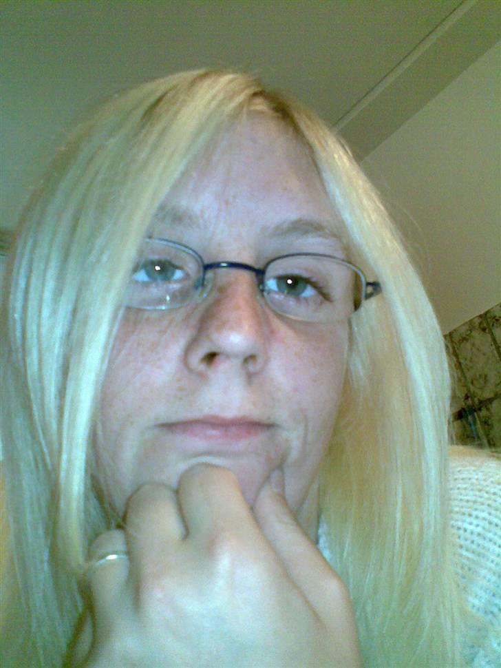 Kvinde Sandra - Tja... Nogenlunde... billede 2