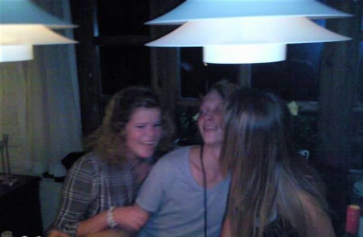 Kvinde Gunilla - Mig, Kenneth&Majbritt . holder sku af jer<3 billede 19