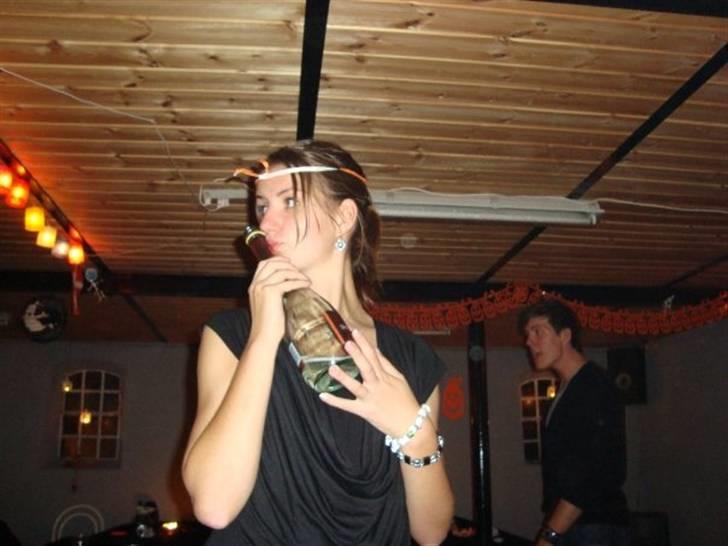 Kvinde Mette Storgaard Olsen. - Mmmh. Den var guld den aften :p billede 9