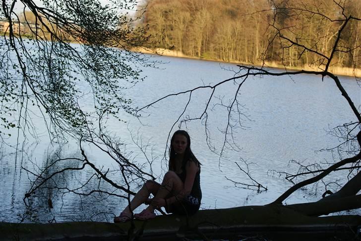 Kvinde _ anika (; - Anika ´ :) billede 1