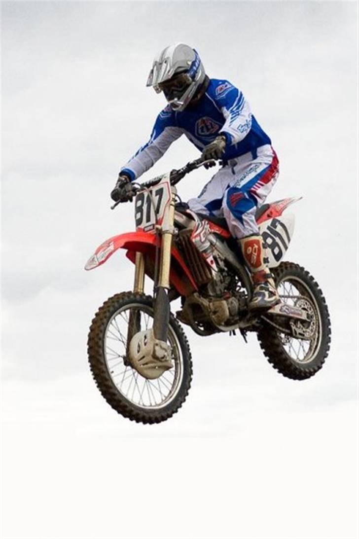 Mand Jens Høg (: - På min vens Honda crf 450 billede 8