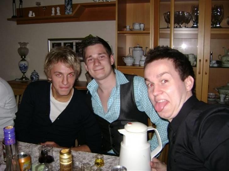 Mand Troels Jensen - (1) Jeg er i midten billede 2