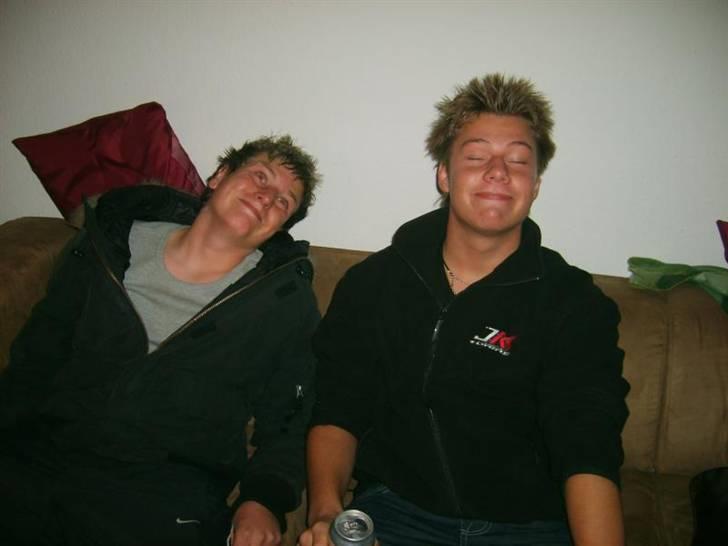 Mand Kasper - Der er jeg så i byen meget beruset. Hehe :D skal der også være plads til:P billede 7