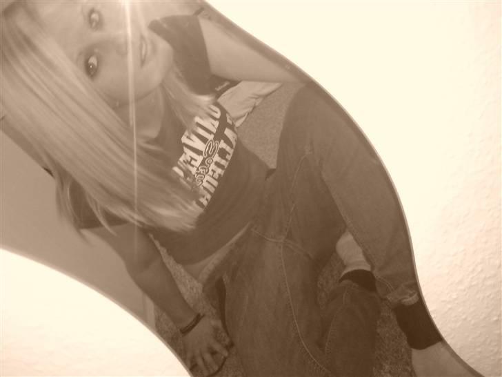 Kvinde _ anika (; billede 6