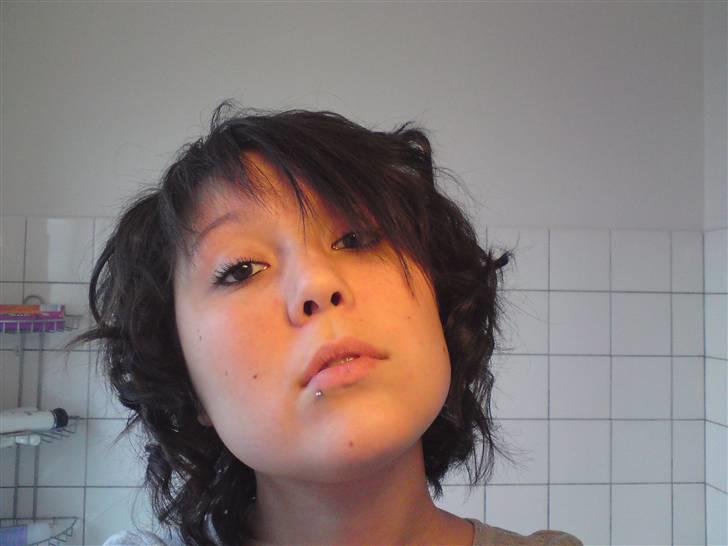 Kvinde Aviaaja billede 16