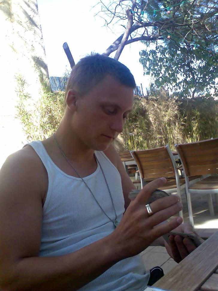 Mand Hukko - Mig da jeg var i Frankrig. billede 1