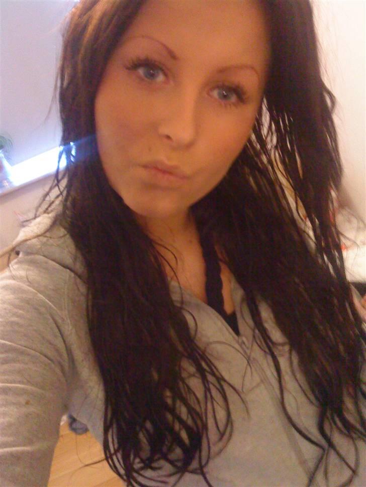 Kvinde Michella  billede 1