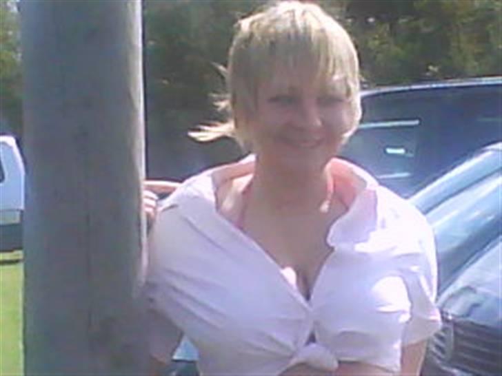 Kvinde Liv - sidste skole dag..  billede 6