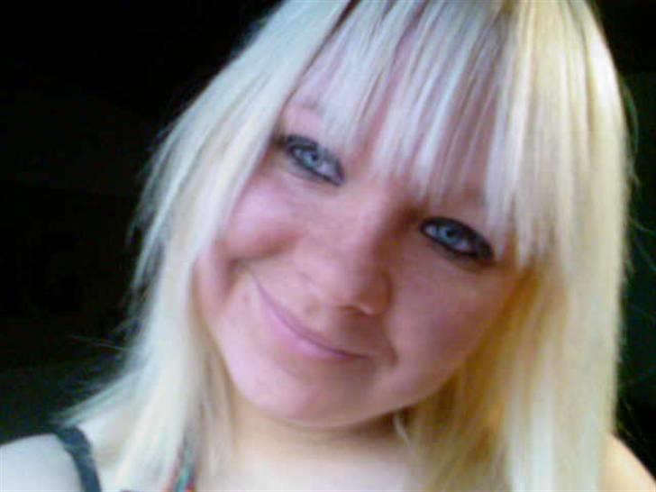 Kvinde Liv - mig med lyst hår.. (:  billede 8